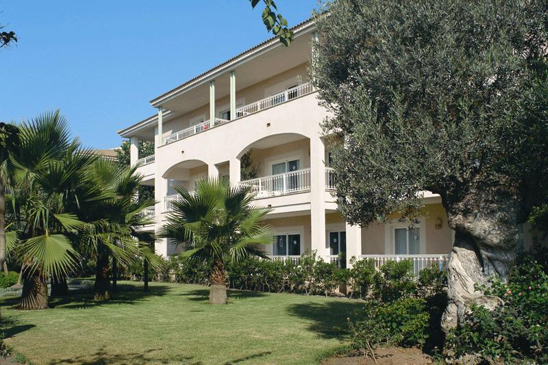 Playa Garden Selection Hotel & Spa Playa de Muro  Buitenkant foto